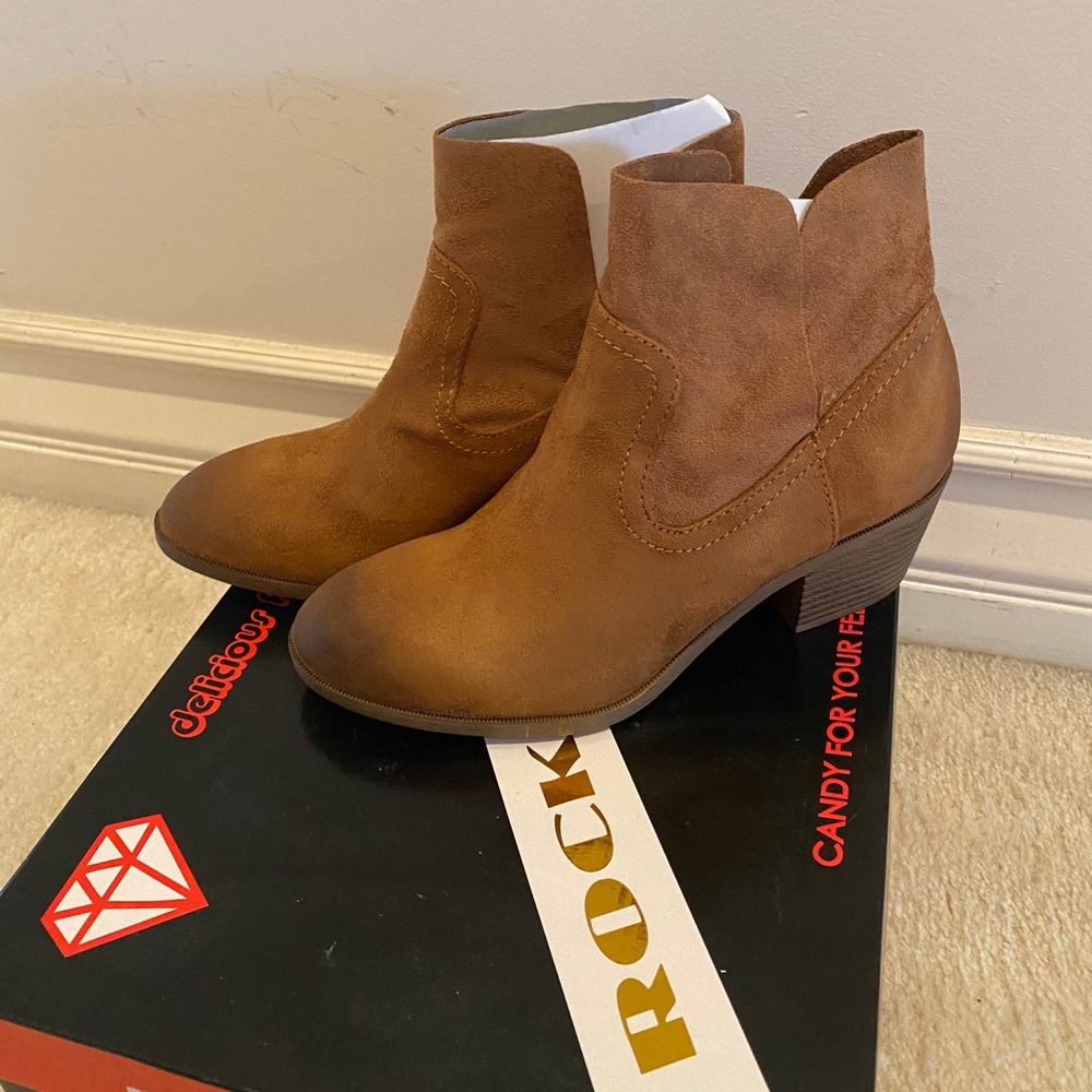 NWB Rock and Candy boots